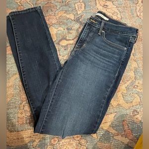 Barely warn skinny jeans. Levi’s. Size 28 straight leg skinny. Dark wash